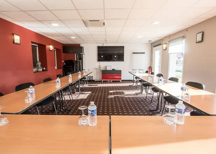 Hotell Brit Confort Foix