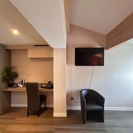 Brit Confort 2* Foix