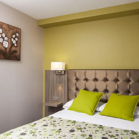 Szálloda Brit Confort Foix