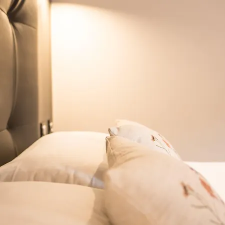 Brit Confort Szálloda