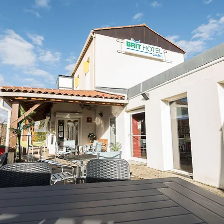 Hotel Brit Confort 2*