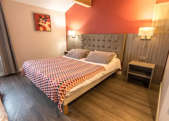 Brit Confort فندق