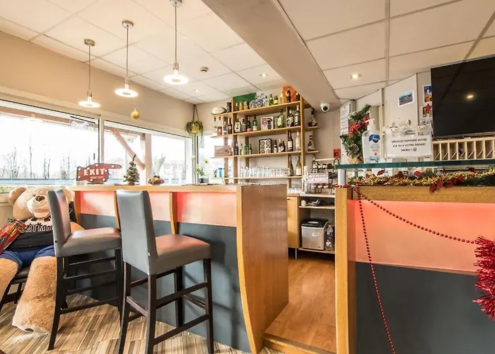 Brit Confort فندق 2*