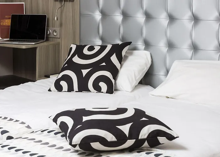 فندق Brit Confort