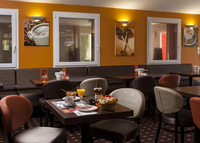 Brit Confort فندق 2*