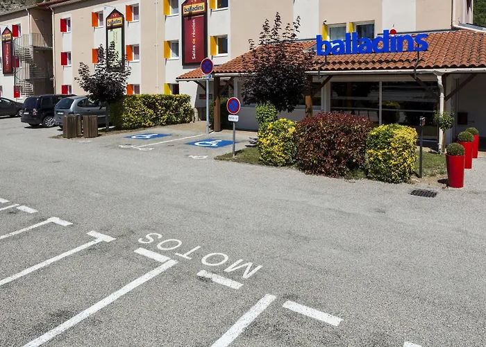 فندق Brit Confort